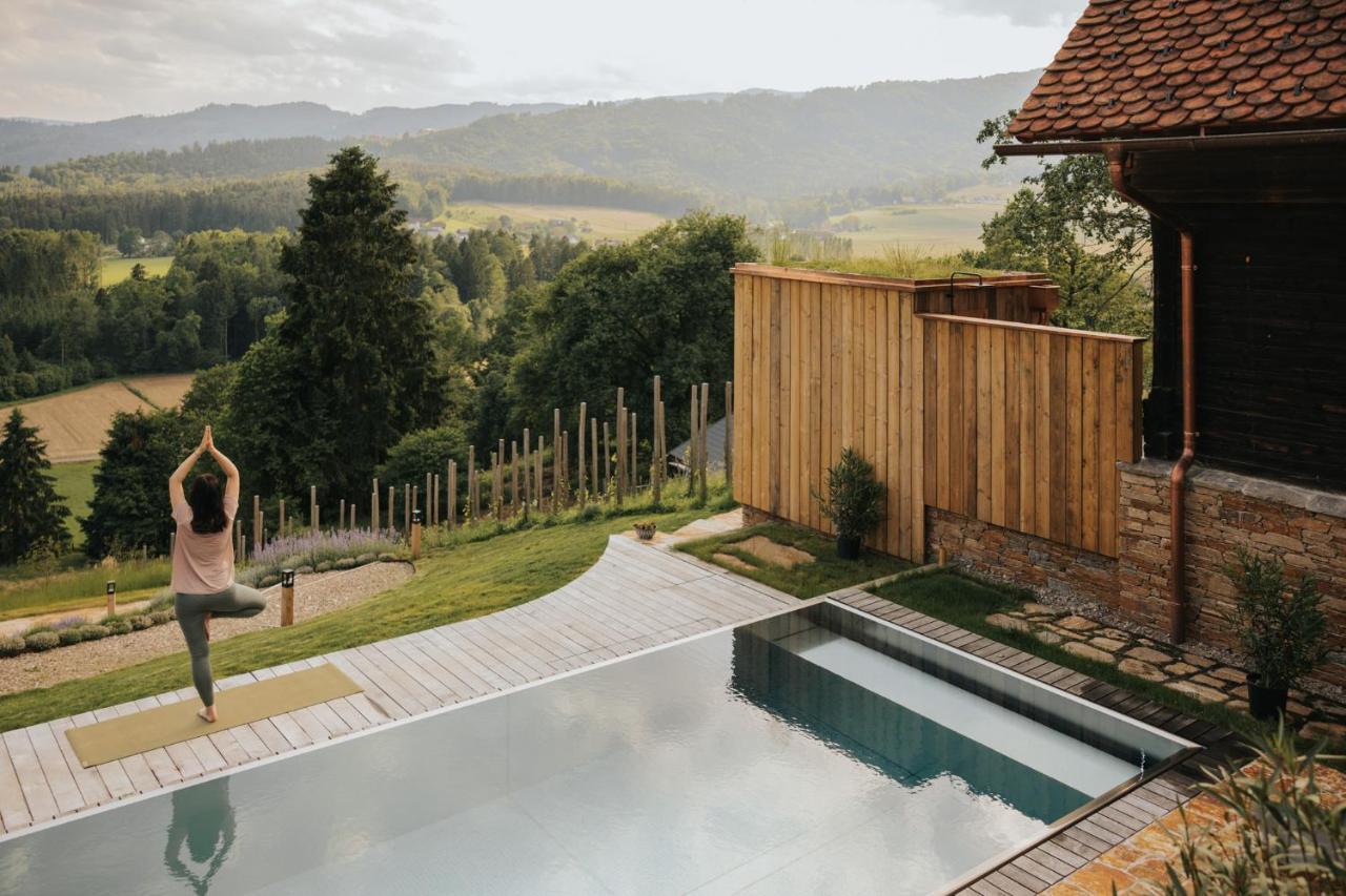 Am Wildbachberg - Luxus Ferienhaeuser Mit Infinitypool, Privatsauna Und Weinkeller Deutschlandsberg Buitenkant foto