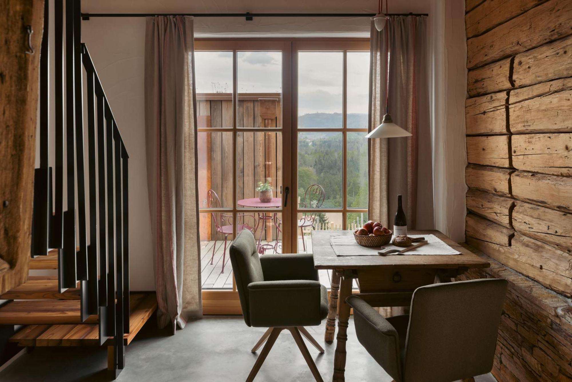 Am Wildbachberg - Luxus Ferienhaeuser Mit Infinitypool, Privatsauna Und Weinkeller Deutschlandsberg Buitenkant foto